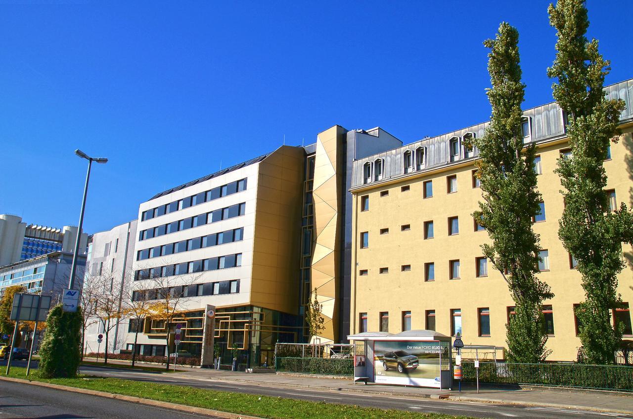 Jugendgastehaus Brigittenau Hostel Vienna Exterior photo